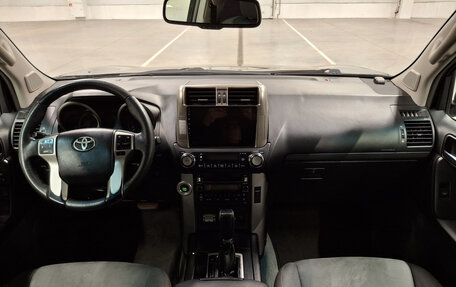 Toyota Land Cruiser Prado 150 рестайлинг 2, 2011 год, 2 289 000 рублей, 17 фотография