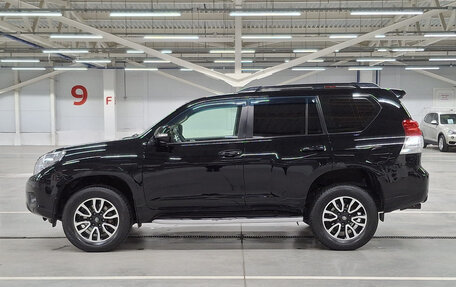 Toyota Land Cruiser Prado 150 рестайлинг 2, 2011 год, 2 289 000 рублей, 10 фотография