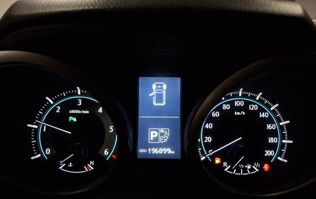 Toyota Land Cruiser Prado 150 рестайлинг 2, 2011 год, 2 289 000 рублей, 16 фотография