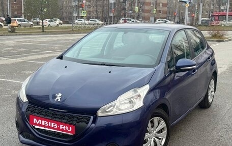 Peugeot 208 II, 2013 год, 385 000 рублей, 7 фотография