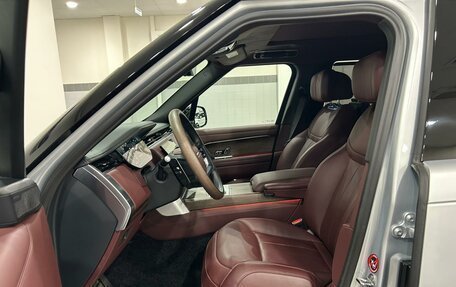 Land Rover Range Rover IV рестайлинг, 2024 год, 22 990 000 рублей, 11 фотография