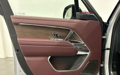 Land Rover Range Rover IV рестайлинг, 2024 год, 22 990 000 рублей, 7 фотография