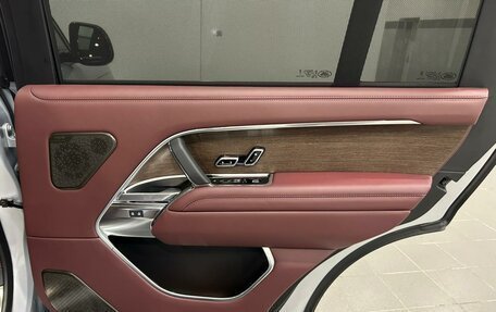 Land Rover Range Rover IV рестайлинг, 2024 год, 22 990 000 рублей, 32 фотография