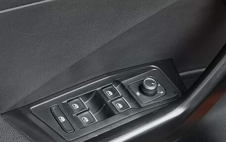 Volkswagen T-Roc I, 2021 год, 1 285 429 рублей, 12 фотография