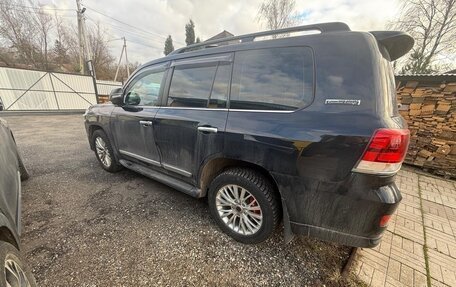 Toyota Land Cruiser 200, 2020 год, 8 590 000 рублей, 12 фотография