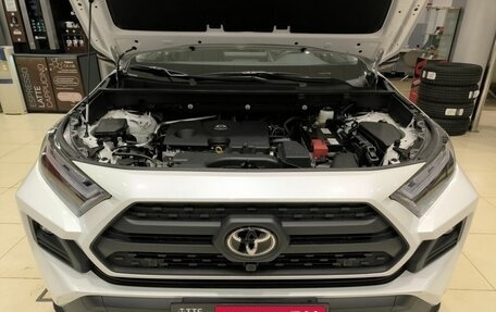 Toyota RAV4, 2025 год, 4 300 000 рублей, 11 фотография