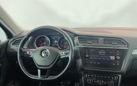 Volkswagen Tiguan II, 2018 год, 2 380 000 рублей, 12 фотография