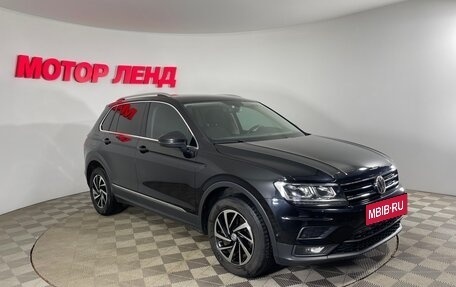 Volkswagen Tiguan II, 2018 год, 2 380 000 рублей, 3 фотография