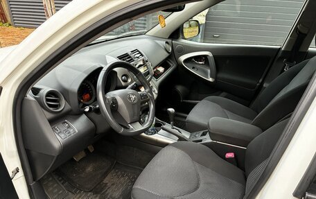 Toyota RAV4, 2011 год, 1 400 000 рублей, 10 фотография