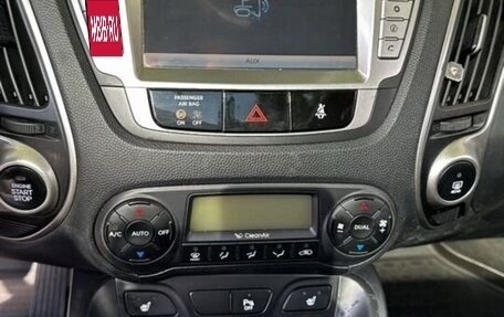 Hyundai ix35 I рестайлинг, 2011 год, 1 050 000 рублей, 13 фотография