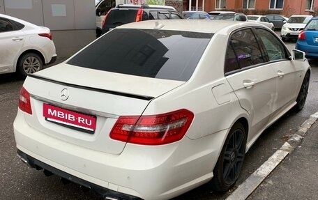 Mercedes-Benz E-Класс, 2011 год, 1 650 000 рублей, 2 фотография