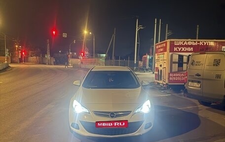 Opel Astra J, 2013 год, 800 000 рублей, 17 фотография