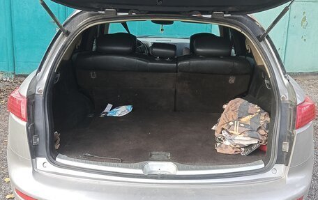 Infiniti FX I, 2004 год, 750 000 рублей, 6 фотография