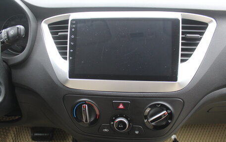 Hyundai Solaris II рестайлинг, 2017 год, 1 095 000 рублей, 16 фотография