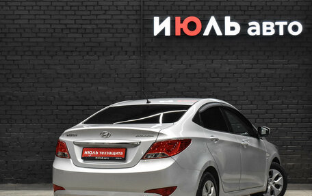 Hyundai Solaris II рестайлинг, 2014 год, 900 000 рублей, 7 фотография