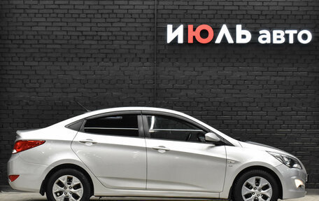 Hyundai Solaris II рестайлинг, 2014 год, 900 000 рублей, 9 фотография