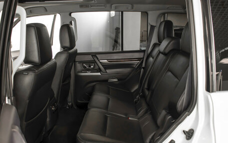 Mitsubishi Pajero IV, 2021 год, 3 800 000 рублей, 4 фотография