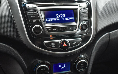 Hyundai Solaris II рестайлинг, 2014 год, 900 000 рублей, 15 фотография