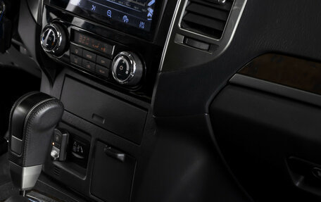 Mitsubishi Pajero IV, 2021 год, 3 800 000 рублей, 13 фотография