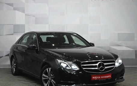 Mercedes-Benz E-Класс, 2013 год, 2 200 000 рублей, 3 фотография