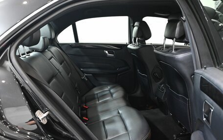 Mercedes-Benz E-Класс, 2013 год, 2 200 000 рублей, 19 фотография