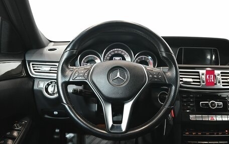 Mercedes-Benz E-Класс, 2013 год, 2 200 000 рублей, 13 фотография