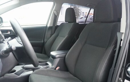 Toyota RAV4, 2015 год, 1 850 000 рублей, 8 фотография