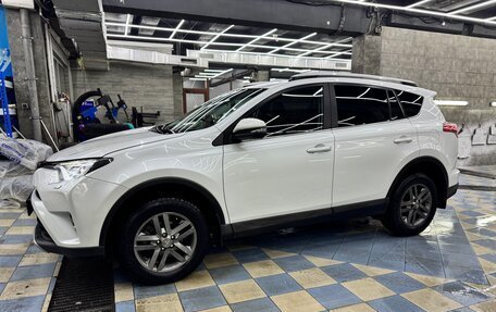 Toyota RAV4, 2018 год, 2 550 000 рублей, 2 фотография