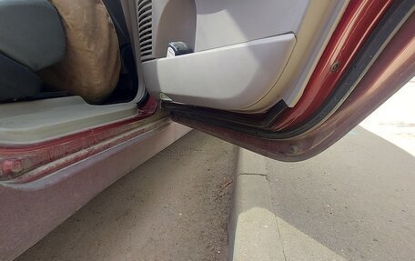 Mitsubishi Grandis, 2004 год, 700 000 рублей, 15 фотография