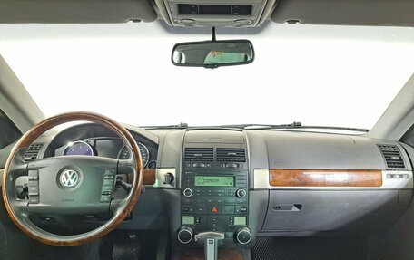 Volkswagen Touareg III, 2008 год, 1 680 000 рублей, 14 фотография