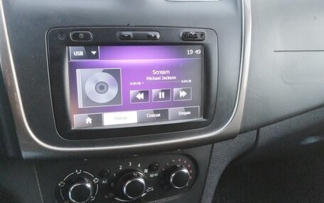 Renault Sandero II рестайлинг, 2015 год, 850 000 рублей, 10 фотография