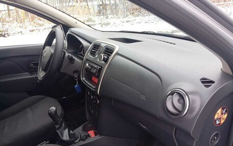 Renault Sandero II рестайлинг, 2018 год, 710 000 рублей, 12 фотография