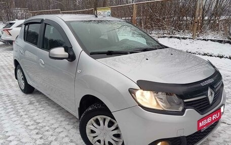 Renault Sandero II рестайлинг, 2018 год, 710 000 рублей, 3 фотография