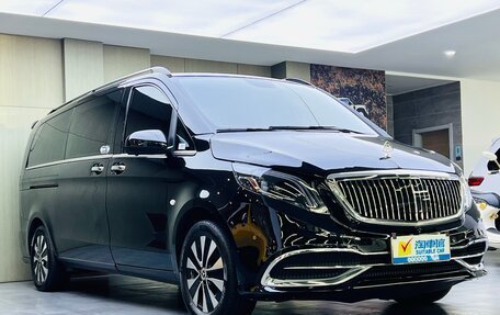 Mercedes-Benz Vito, 2021 год, 6 700 000 рублей, 10 фотография