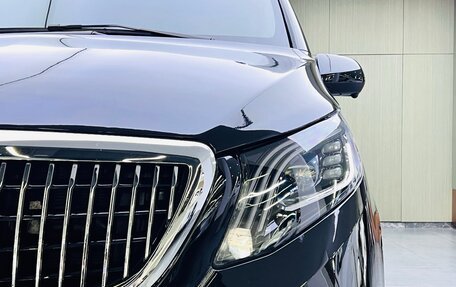 Mercedes-Benz Vito, 2021 год, 6 700 000 рублей, 14 фотография