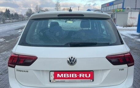 Volkswagen Tiguan II, 2017 год, 1 750 000 рублей, 2 фотография