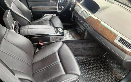 BMW 7 серия, 2003 год, 1 250 000 рублей, 15 фотография