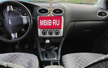 Ford Focus II рестайлинг, 2005 год, 560 000 рублей, 3 фотография