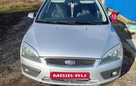 Ford Focus II рестайлинг, 2005 год, 560 000 рублей, 4 фотография