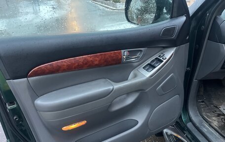 Toyota Land Cruiser Prado 120 рестайлинг, 2006 год, 1 630 000 рублей, 9 фотография