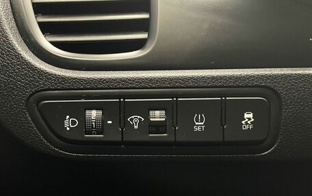 KIA Rio IV, 2018 год, 1 067 000 рублей, 12 фотография