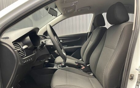 KIA Rio IV, 2018 год, 1 067 000 рублей, 15 фотография