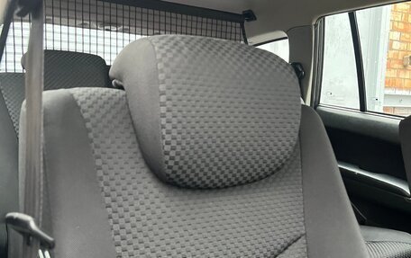 SsangYong Kyron I, 2012 год, 898 000 рублей, 17 фотография