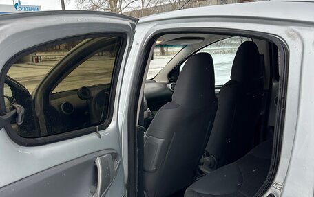 Peugeot 107 I рестайлинг, 2007 год, 350 000 рублей, 16 фотография