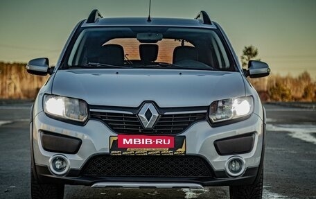 Renault Sandero II рестайлинг, 2018 год, 820 000 рублей, 3 фотография