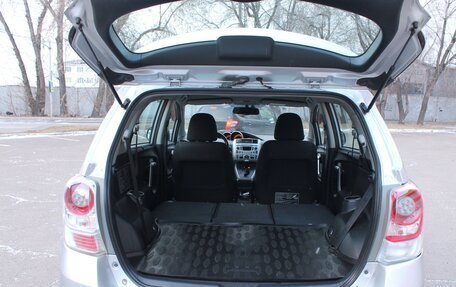 Toyota Verso I, 2010 год, 1 180 000 рублей, 14 фотография