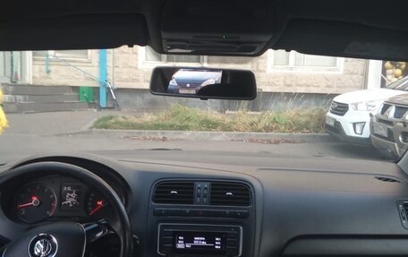 Volkswagen Polo VI (EU Market), 2017 год, 950 000 рублей, 3 фотография