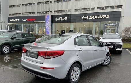 KIA Rio III рестайлинг, 2017 год, 1 054 000 рублей, 2 фотография