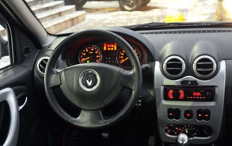 Renault Sandero I, 2014 год, 799 000 рублей, 17 фотография