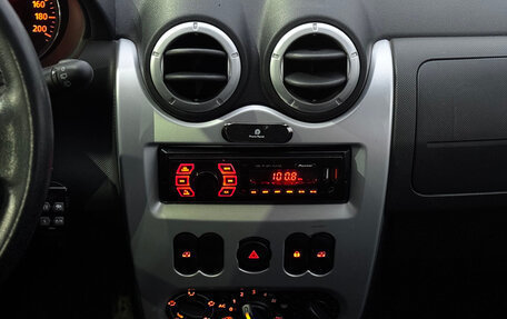 Renault Sandero I, 2014 год, 799 000 рублей, 20 фотография